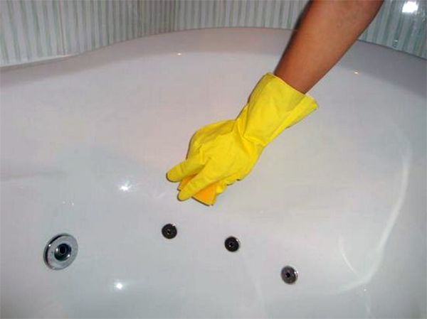 5 способов быстро справиться с засором в ванной