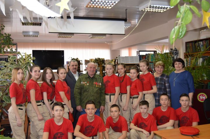 В Центральной библиотеке  Рыбно - Слободского района прошел  урок мужества  «Эхо чужой войны»