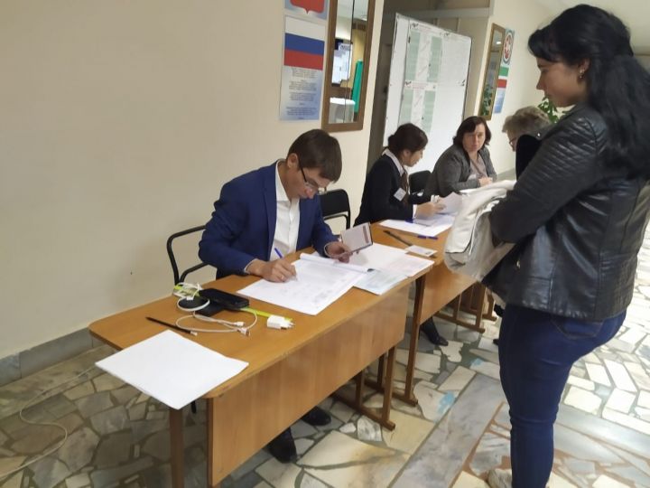 На избирательном участке №2418 Рыбно-Слободского района проголосовали 89,5 процентов избирателей
