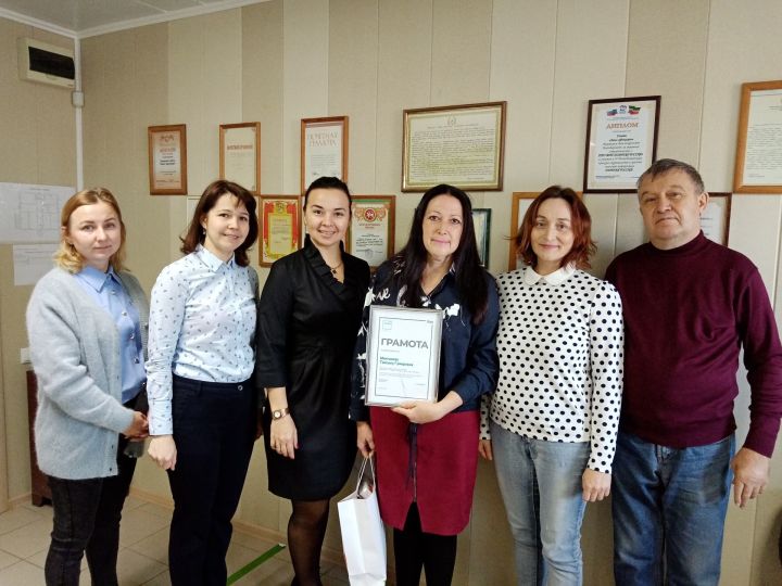Тансылу  Мингазова  награждена Грамотой акционерного общества «ТАТМЕДИА».