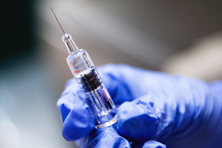 До февраля в Татарстан привезут 190 тыс. доз вакцины «Спутник V»