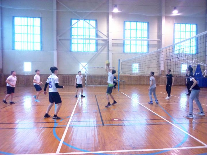 В Рыбной Слободе прошли районные соревнования по волейболу