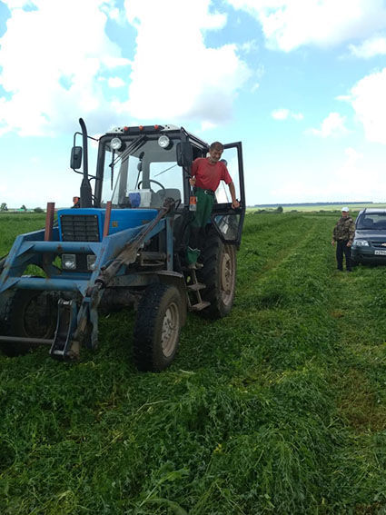 Сельские труженики приступили к косовице трав для заготовки кормов