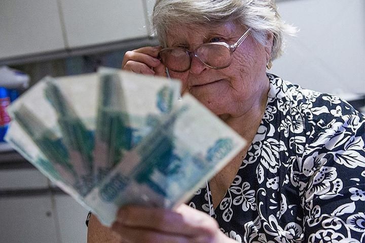 C 1 июня российские пенсионеры получат новые доплаты