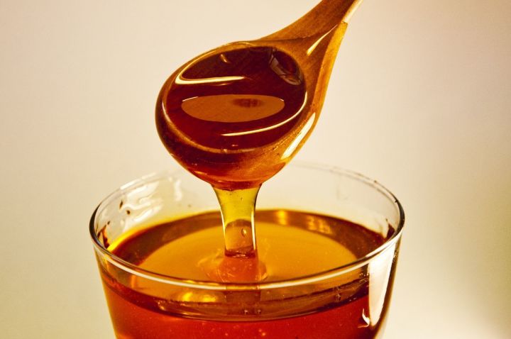 Липовый, гречишный и цветочный: какой мед самый вредный