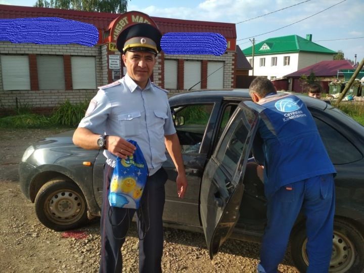 Инспекторы ОГИБДД Рыбно-Слободского района всегда заботятся о безопасности граждан и детей