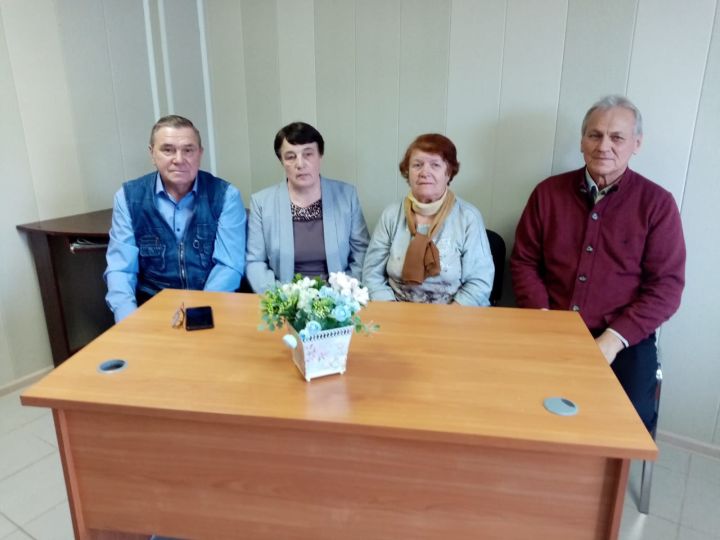 Члены Совета ветеранов Рыбно-Слободского района напомнили гражданам о соблюдении антиковидных мер