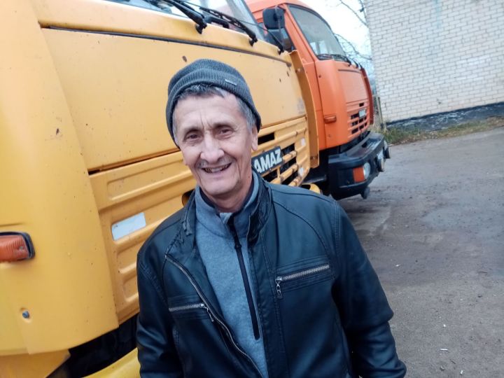53 года за рулём- житель Рыбно-Слободского района поделился опытом работы в сфере транспорта