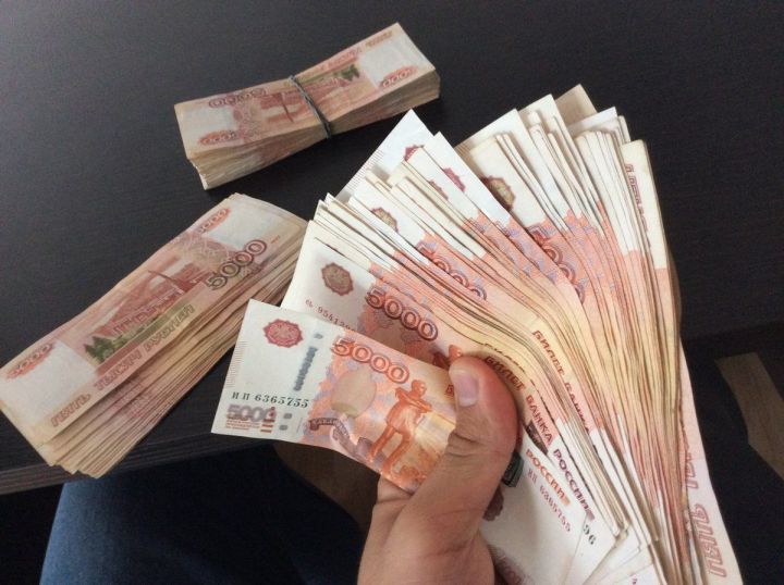 В сентябре российские пенсионеры получат по 10 тысяч рублей