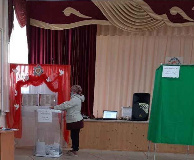 Второй день голосования в избирательном участке Юлсубино