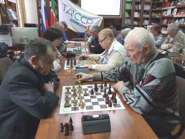 Балык Бистәсендә пенсионерлар  арасында шахмат һәм шашка буенча район темпо-турниры узачак