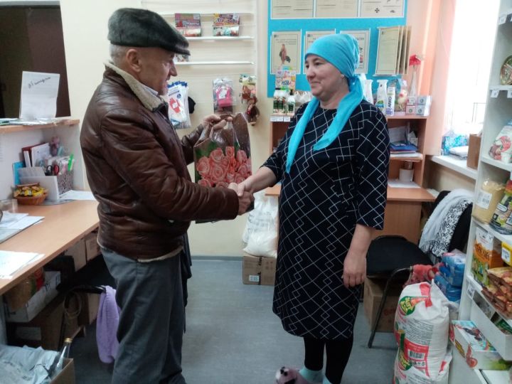 Почтальон из Рыбно-Слободского района завоевала любовь и доверие односельчан