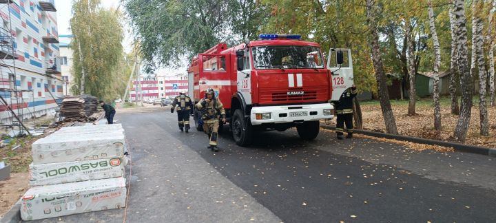 В Рыбно - Слободском техникуме прошли пожарно-тактические учения