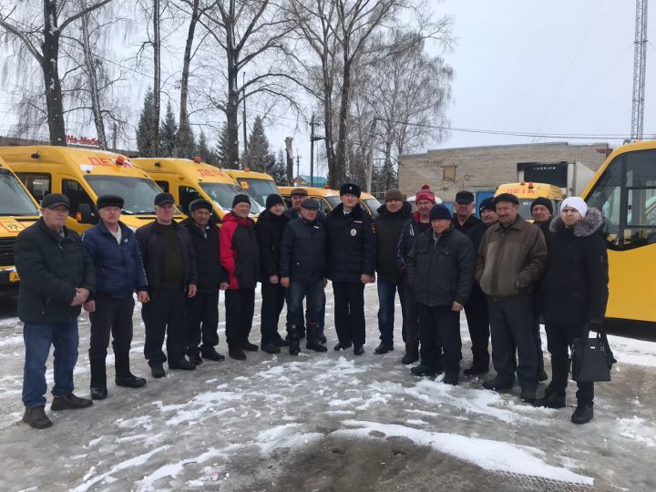 Главный инспектор ОГИБДД по Рыбно-Слободскому району встретился с работниками транспорта