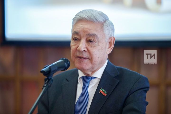 Фарид Мухаметшин поздравил татарстанцев с Днём Печати РТ