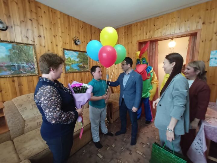 Ильдар Тазутдинов поздравил юных рыбнослободцев с  наступающим Днем защиты детей