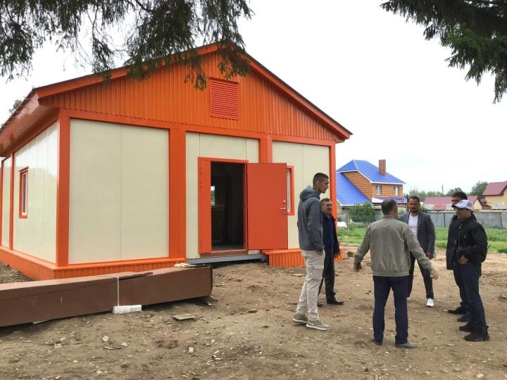 Ильдар Тазутдинов посетил объекты строительства в Рыбно-Слободском районе