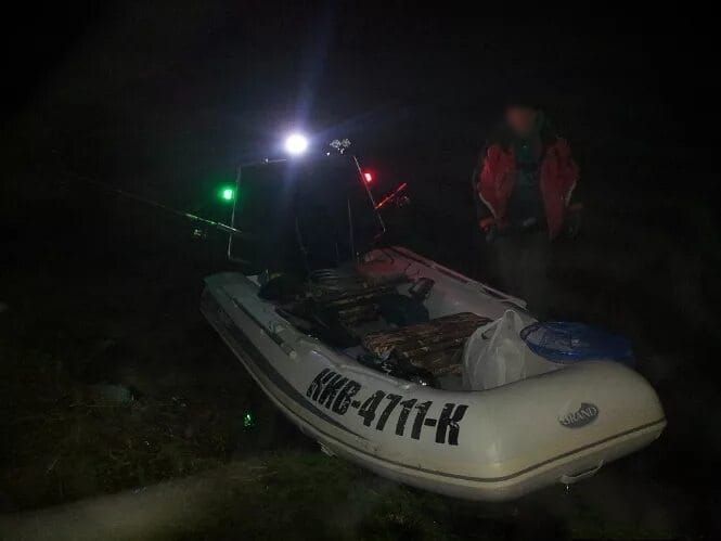 В селе Гремячка Рыбно-Слободского района спасатели два часа искали  пропавших рыбаков