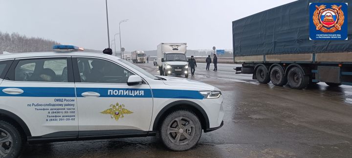 Госавтоинспекторы Рыбно-Слободского района задержали нетрезвого водителя
