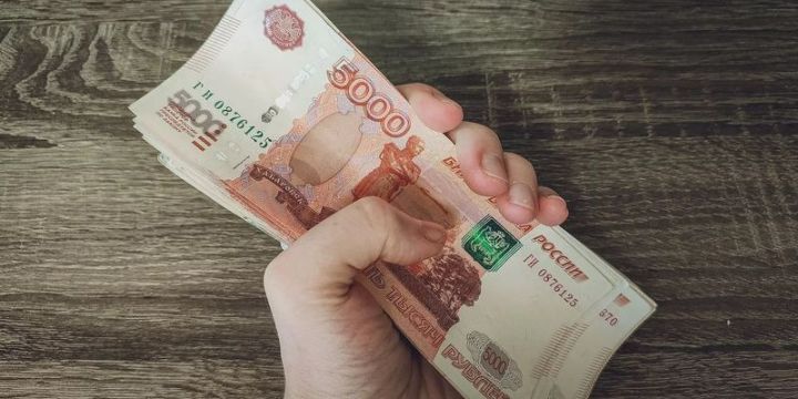 Зарплата жителей Республики Татарстан превысила в 72 тысячи рублей.