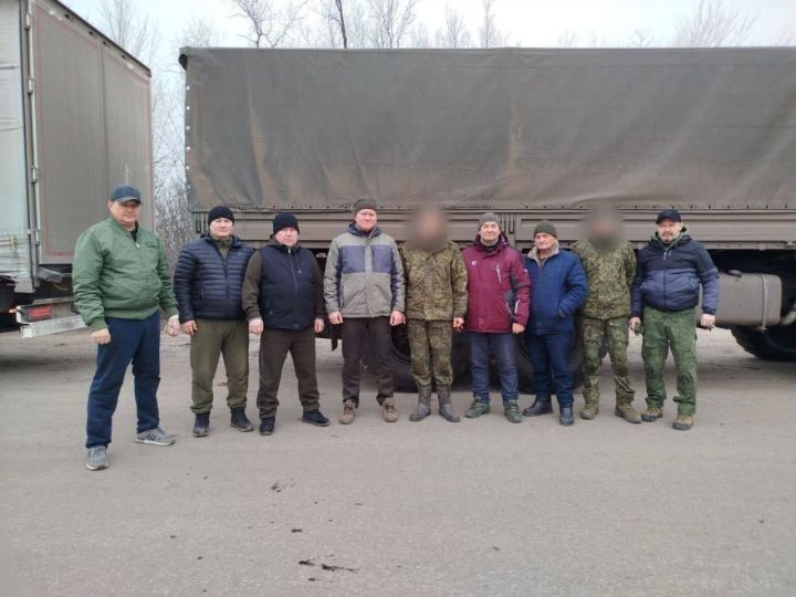 Новогодняя гуманитарная миссия в подшефные города