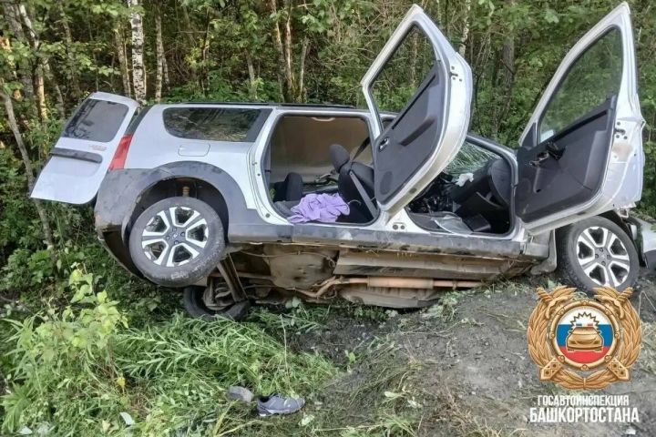 В аварии погибли водитель и четверо пассажиров