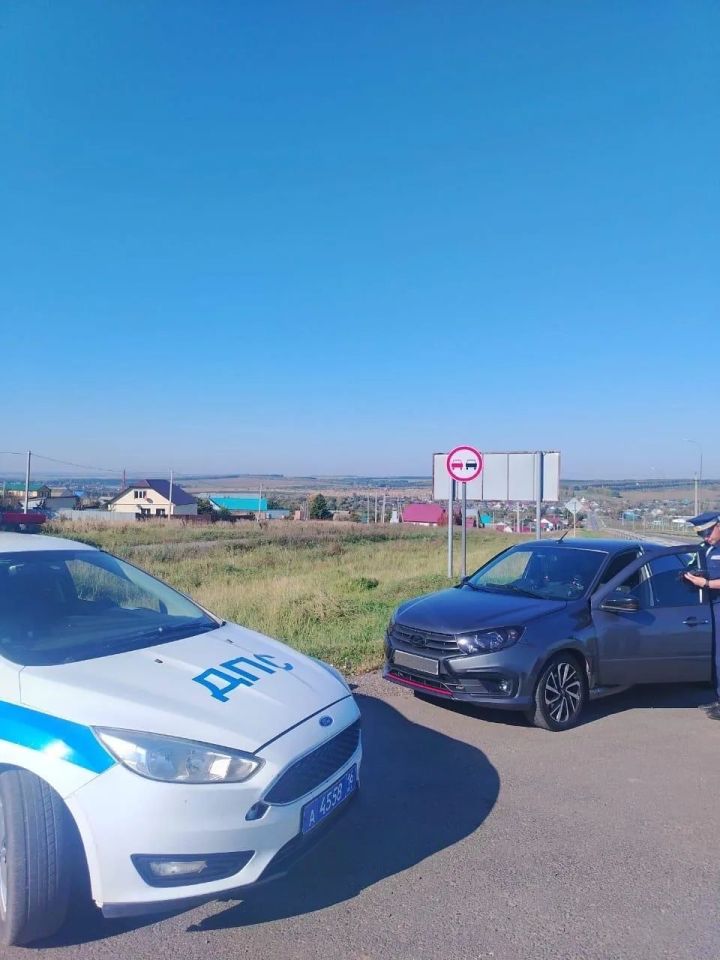 В Рыбно-Слободском районе задержали водителя с тонировкой