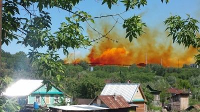 Лисий хвост выбросы. Лисий хвост ГАЗ. Лисий хвост дым. Лисий хвост загрязнение. Лисий хвост дым из трубы.