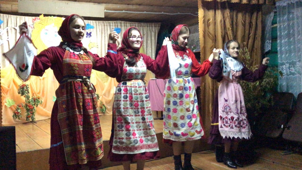 Бирдебәк авылында  "Көзге моңнар” концерты узды