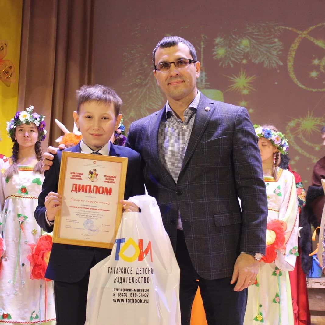 Ильдар Тазутдинов поздравил маленьких рыбнослободцев с Новым годом