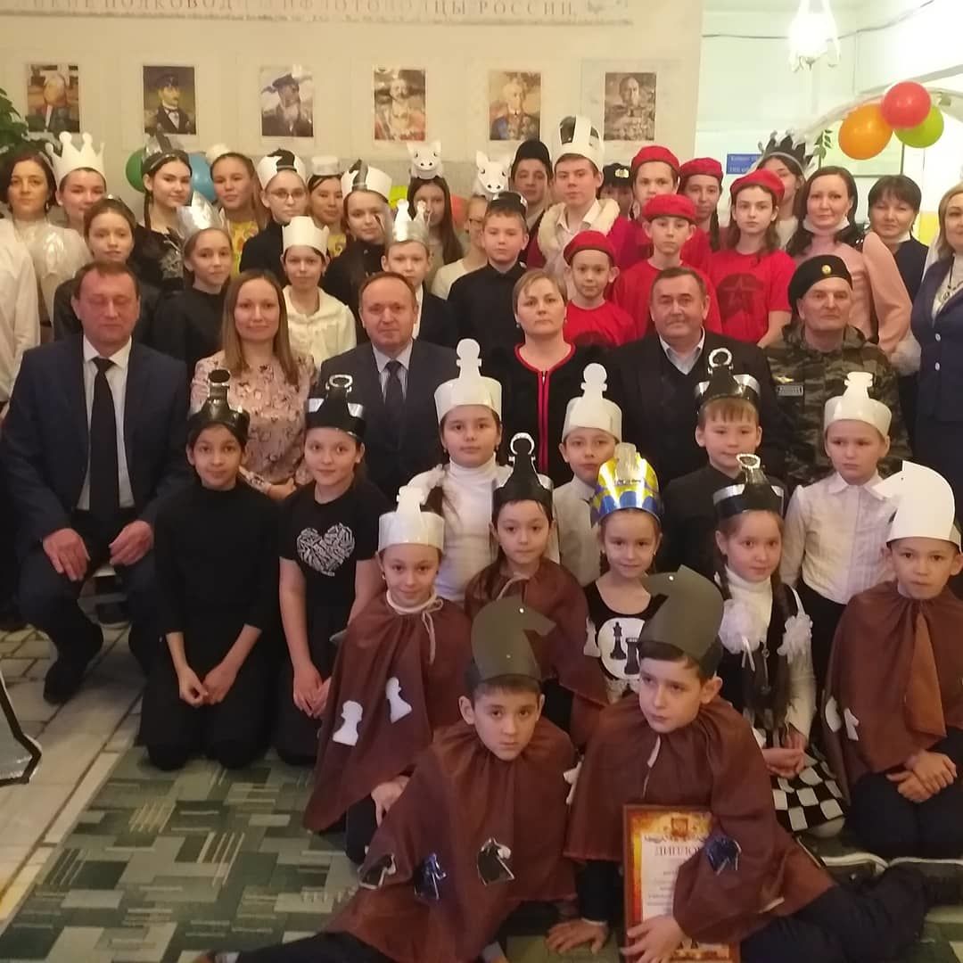 В Рыбно-Слободских  школах появятся зоны для игры в шахматы