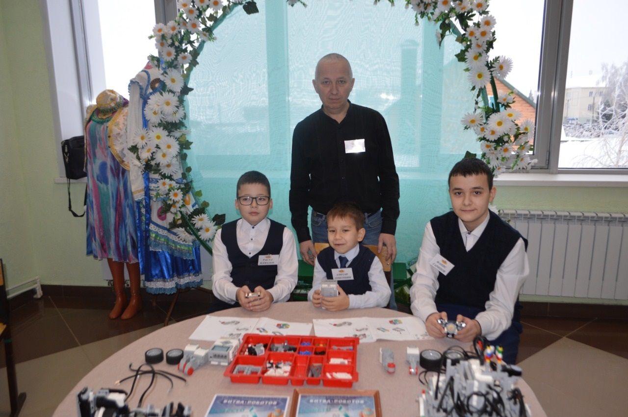 В Рыбной Слободе прошла первая зональная конференция «Союза отцов» на тему «Роль отца в воспитании детей»