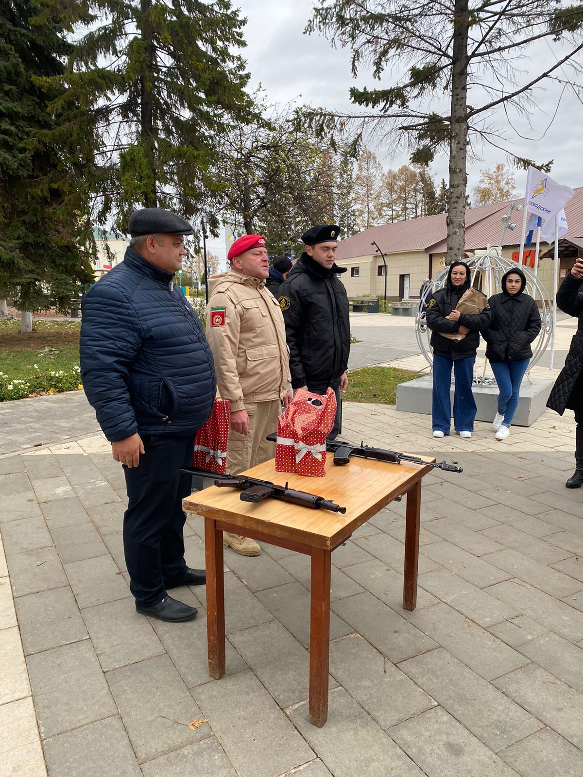 В Рыбно-Слободском районе стартовала акция в поддержку службы по контракту - «Все свои».