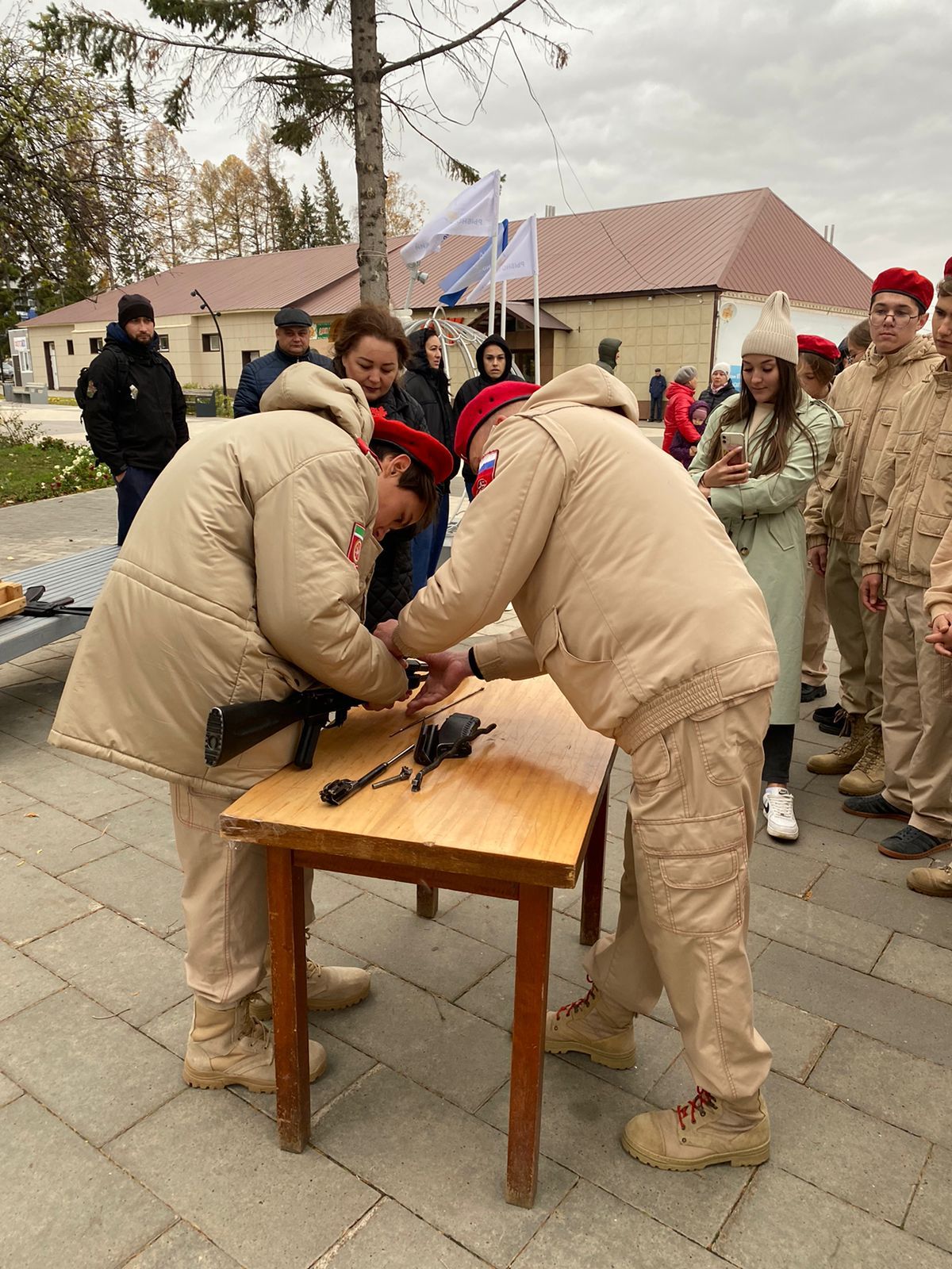 В Рыбно-Слободском районе стартовала акция в поддержку службы по контракту - «Все свои».