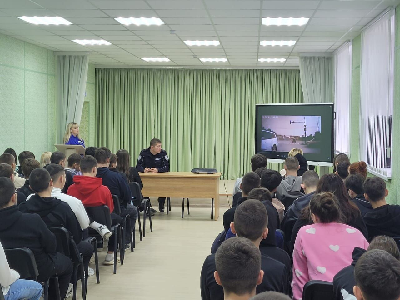 В Агротехническом техникуме провели мероприятие, посвящённое дню памяти жертв ДТП