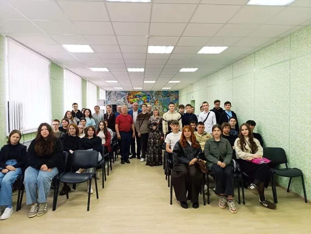 В Агротехническом техникуме прошло патриотическое мероприятие «Земля Победы»
