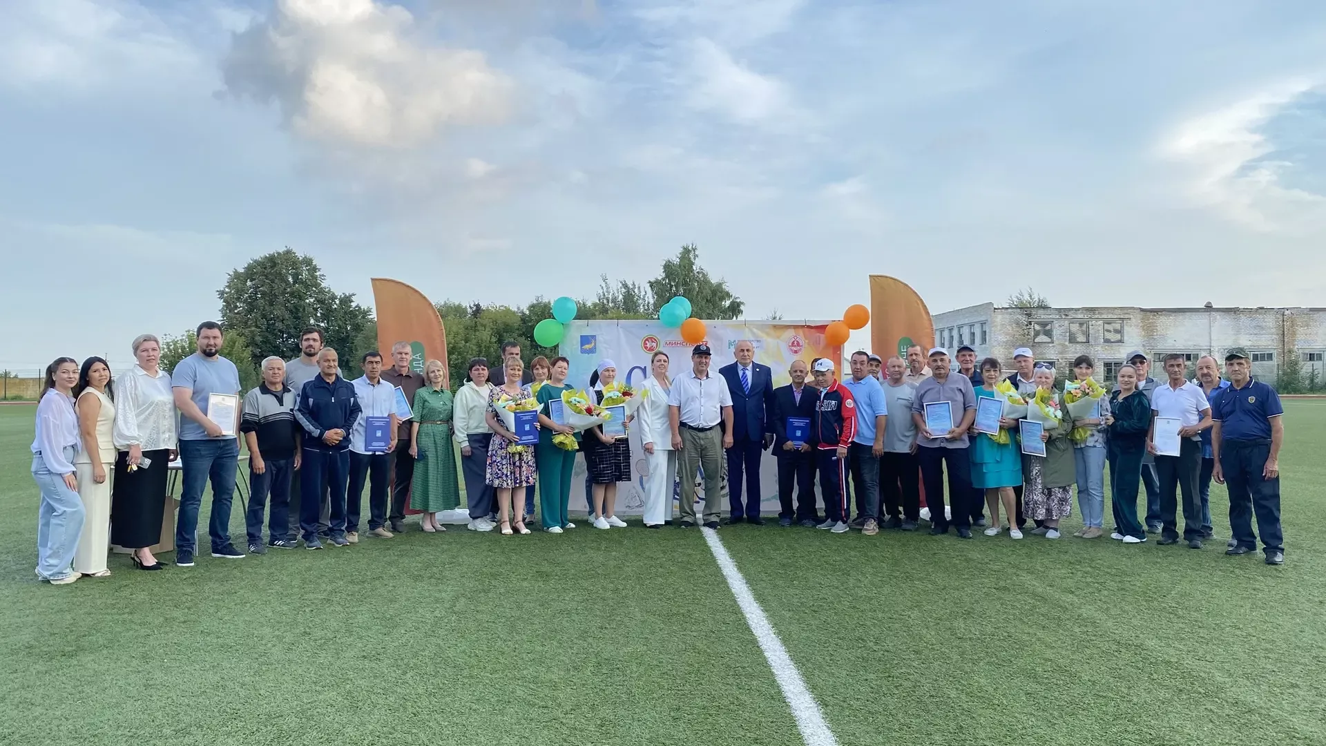 Спорт берләштерә: сәламәтлек һәм хәрәкәт бәйрәме