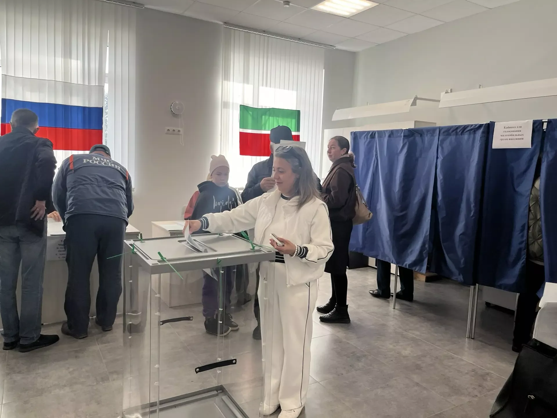 В Рыбно-Слободском районе открылись участоки для голосования в Госдуму