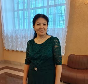 Лилия  Гыйляҗиева үз эшенең остазы