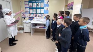 Школьники узнали основы первой помощи на экскурсии
