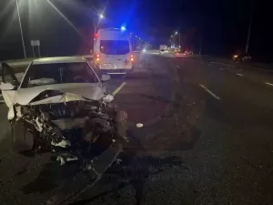 В Татарстане мотоциклист врезался в стоящий автомобиль и погиб