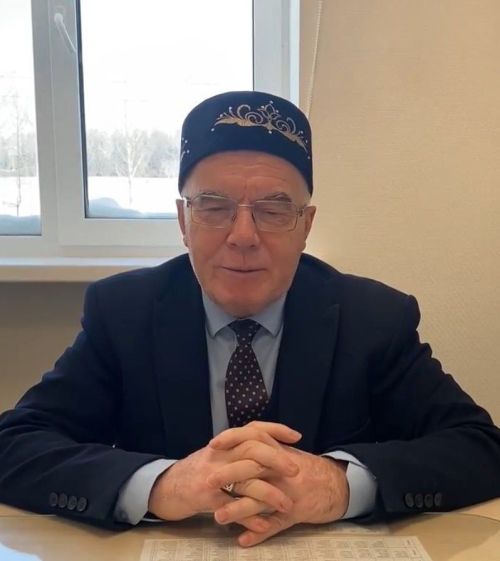 Дамир Нәбиуллин:»Ураза тотуның мөһим шартлары булып мөселман булу, үз акылыңда булу һәм балигълык яшенә җиткән булу тора.»