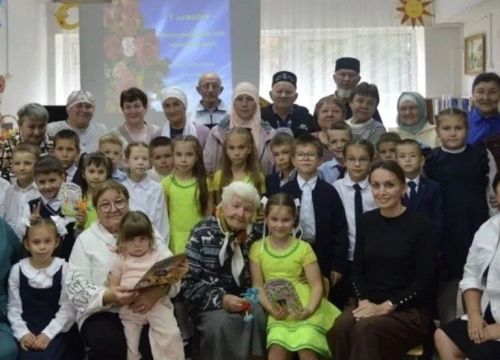 Район үзәк китапханәсендә «Оныклардан сезгә олы хөрмәт» дип исемләнгән чара узды