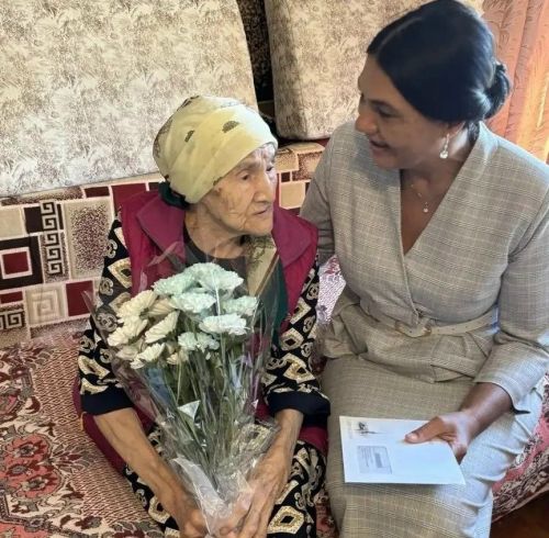 Труженица тыла Инна Платоновна Спиридонова отметила 94-й день рождения!