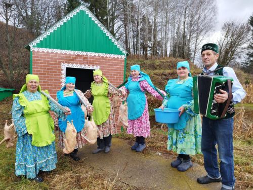 Зур Мәшләк авылында «Каз өмәсе»ндә булып кайттык