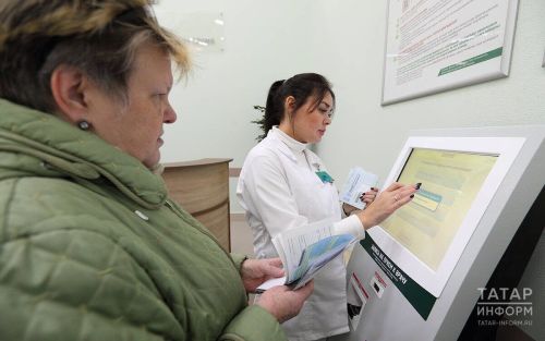 В 2026 году больничный по уходу за ребенком вырастет до 27 000 рублей