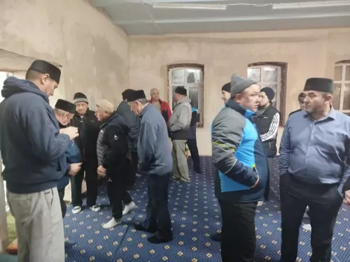 Балыкбистәлеләр Изге җирләргә сәфәргә юл алдылар