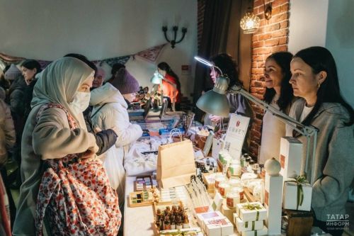 В Татарстане свыше 200 самозанятых бесплатно выставили свою продукцию на ярмарках