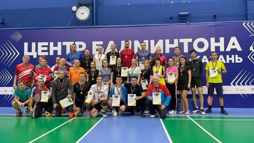 Рыбно-Слободские ветераны приняли участие  в Чемпионате Татарстана по бадминтону