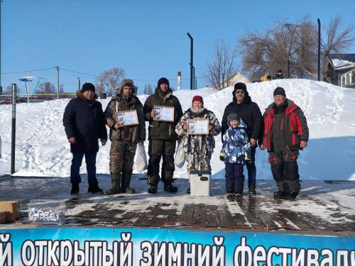 В Рыбной Слободе прошли соревнования по зимней рыбалке